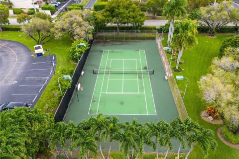 Casa en venta en Miami, Florida, 3 dormitorios, 132.29 m2 № 1385698 - foto 26