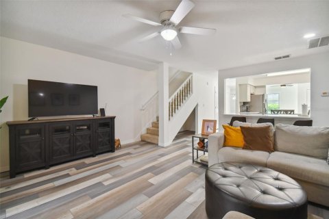 Touwnhouse à vendre à Tampa, Floride: 2 chambres, 136.38 m2 № 1300767 - photo 14