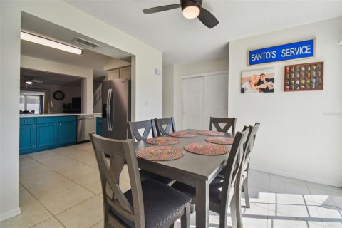 Townhouse in Tampa, Florida 2 bedrooms, 136.38 sq.m. № 1300767 - photo 7