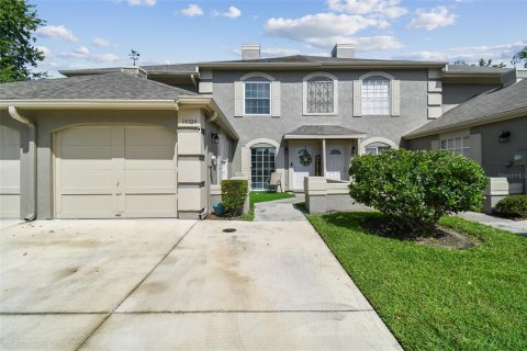 Touwnhouse à vendre à Tampa, Floride: 2 chambres, 136.38 m2 № 1300767 - photo 1