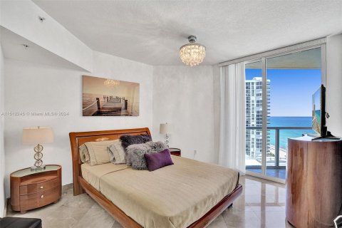 Condominio en venta en Sunny Isles Beach, Florida, 3 dormitorios, 152.08 m2 № 942484 - foto 25