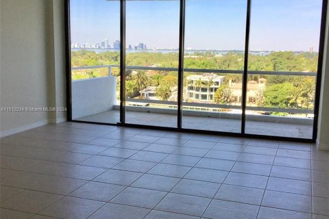 Condominio en venta en Miami Beach, Florida, 1 dormitorio, 83.61 m2 № 942483 - foto 3