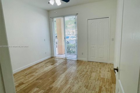 Condominio en venta en Miramar, Florida, 3 dormitorios, 124.49 m2 № 942481 - foto 15