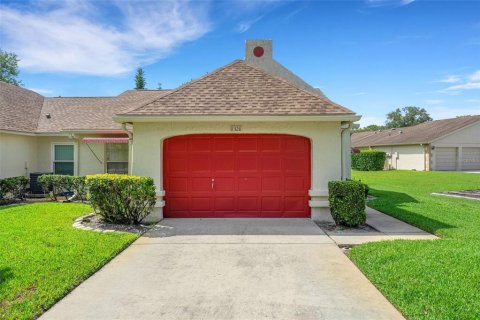 Condo in Port Richey, Florida, 2 bedrooms  № 1276150 - photo 1