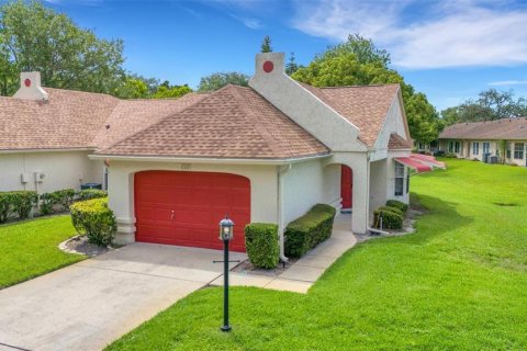 Condo in Port Richey, Florida, 2 bedrooms  № 1276150 - photo 2