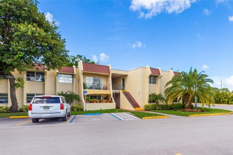 Copropriété à louer à Miami, Floride: 2 chambres, 84.54 m2 № 1365954 - photo 19