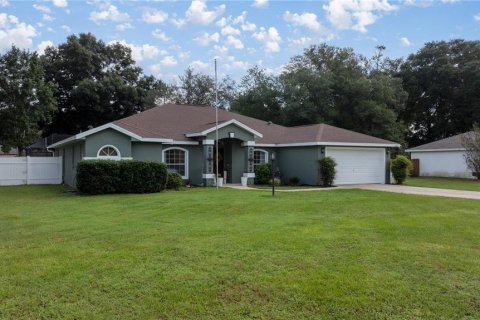 House in Ocala, Florida 4 bedrooms, 229.56 sq.m. № 1393253 - photo 2