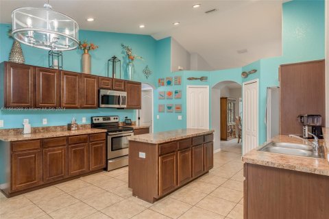 Casa en venta en New Port Richey, Florida, 4 dormitorios № 1375638 - foto 17