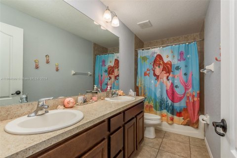 Casa en venta en New Port Richey, Florida, 4 dormitorios № 1375638 - foto 28