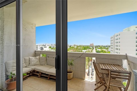 Condominio en venta en Miami Beach, Florida, 1 dormitorio, 75.25 m2 № 1320622 - foto 9