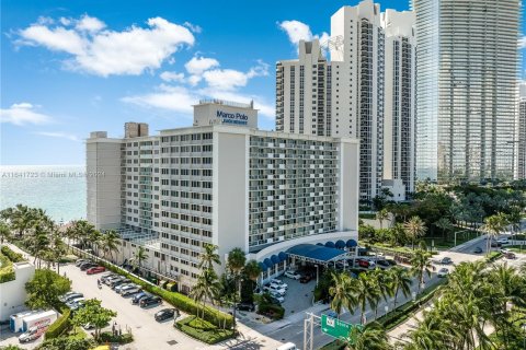 Studio in the Condo in Sunny Isles Beach, Florida  № 1319351 - photo 19