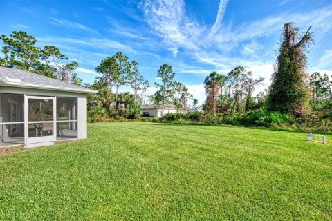 Villa ou maison à vendre à North Port, Floride: 3 chambres, 133.41 m2 № 1408796 - photo 29