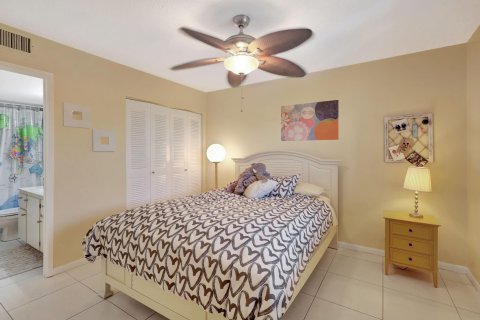 Condo in Delray Beach, Florida, 2 bedrooms  № 1102121 - photo 27