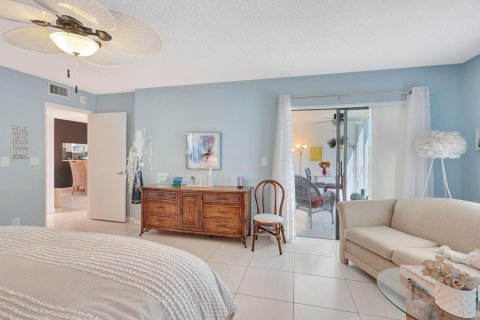 Condo in Delray Beach, Florida, 2 bedrooms  № 1102121 - photo 30