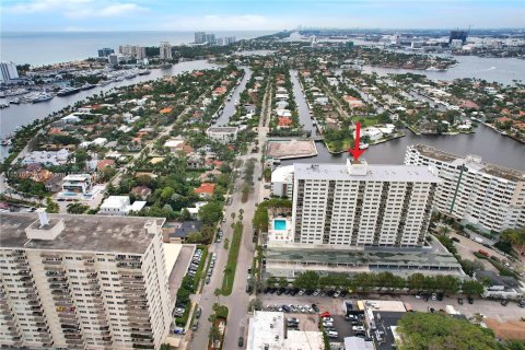 Condo in Fort Lauderdale, Florida, 2 bedrooms  № 959024 - photo 7