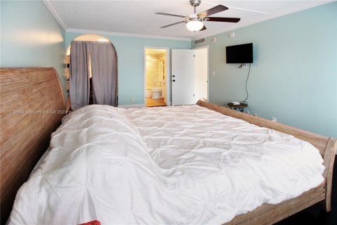 Купить кондоминиум в Форт-Лодердейл, Флорида 2 спальни, 113.15м2, № 959024 - фото 25