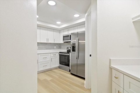 Touwnhouse à vendre à Tampa, Floride: 3 chambres, 196.49 m2 № 1314107 - photo 6