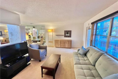 Condo in Deerfield Beach, Florida, 1 bedroom  № 752456 - photo 28