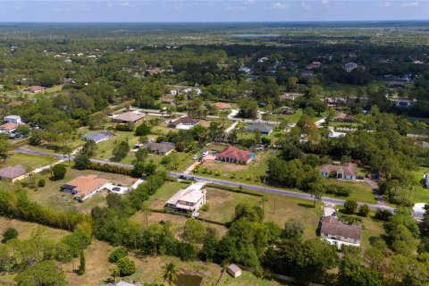 Villa ou maison à vendre à Loxahatchee Groves, Floride: 4 chambres, 252.6 m2 № 1180329 - photo 15