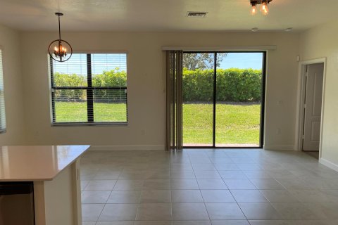 Touwnhouse à vendre à Vero Beach, Floride: 3 chambres, 132.76 m2 № 1129205 - photo 27