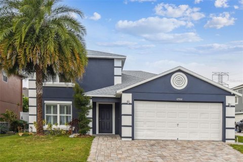 Casa en venta en Orlando, Florida, 6 dormitorios, 282.42 m2 № 1422535 - foto 2