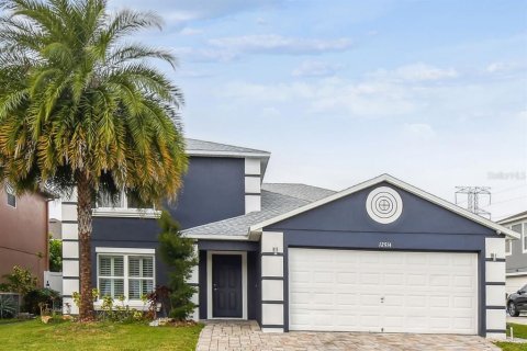 Casa en venta en Orlando, Florida, 6 dormitorios, 282.42 m2 № 1422535 - foto 1