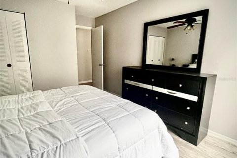 Condominio en venta en Orlando, Florida, 2 dormitorios, 77.02 m2 № 810910 - foto 12