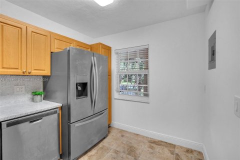 Copropriété à louer à Pompano Beach, Floride: 3 chambres, 130.99 m2 № 1310379 - photo 15