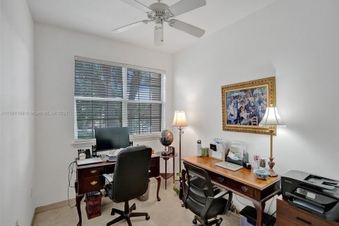 Townhouse in Lauderdale-by-the-Sea, Florida 3 bedrooms, 171.5 sq.m. № 1099753 - photo 16