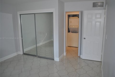 Copropriété à vendre à Miami, Floride: 2 chambres, 103.68 m2 № 1404115 - photo 5