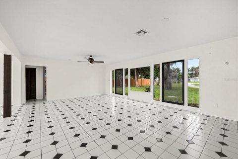 Villa ou maison à vendre à Punta Gorda, Floride: 3 chambres, 269.42 m2 № 1286324 - photo 21