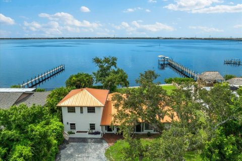 Villa ou maison à vendre à Punta Gorda, Floride: 3 chambres, 269.42 m2 № 1286324 - photo 1