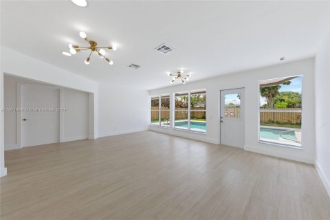 Villa ou maison à vendre à Sunrise, Floride: 5 chambres, 211.35 m2 № 1393653 - photo 7