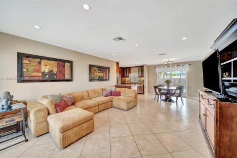 Villa ou maison à vendre à Dania Beach, Floride: 2 chambres, 102.94 m2 № 1207063 - photo 6