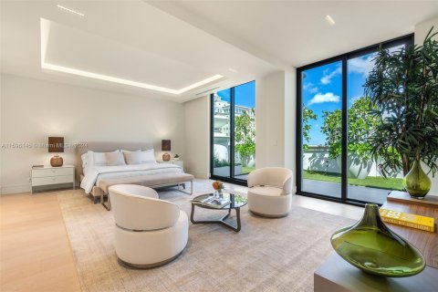 Condominio en venta en Coral Gables, Florida, 4 dormitorios, 461.72 m2 № 1207102 - foto 25