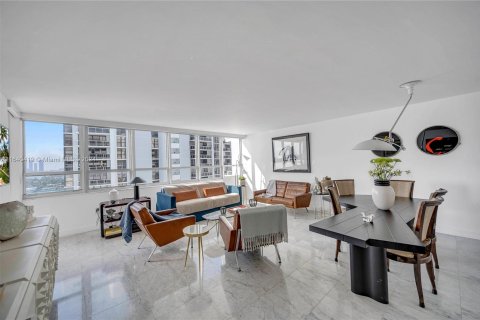 Condominio en venta en Miami Beach, Florida, 1 dormitorio, 95.41 m2 № 1316583 - foto 7