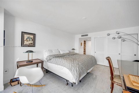 Condo in Miami Beach, Florida, 1 bedroom  № 1316583 - photo 19