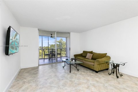 Copropriété à vendre à Deerfield Beach, Floride: 2 chambres, 99.41 m2 № 1292439 - photo 9