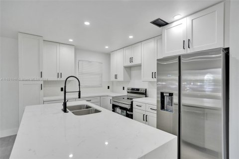 Casa en venta en Fort Lauderdale, Florida, 3 dormitorios, 108.51 m2 № 1292441 - foto 7