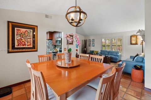 Casa en venta en Davie, Florida, 4 dormitorios, 210.7 m2 № 1269316 - foto 9