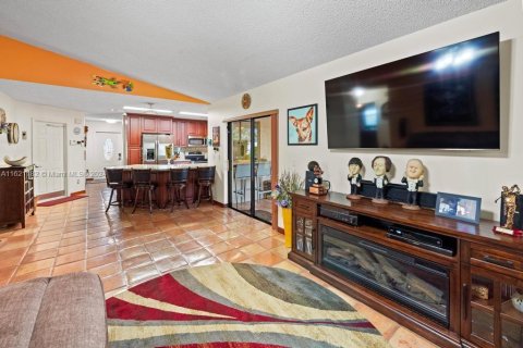 Casa en venta en Davie, Florida, 4 dormitorios, 210.7 m2 № 1269316 - foto 16