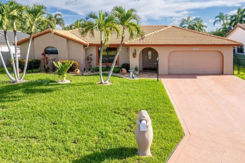 Casa en venta en Davie, Florida, 4 dormitorios, 210.7 m2 № 1269316 - foto 1