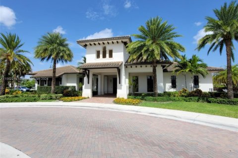 Touwnhouse à vendre à Hialeah, Floride: 3 chambres, 154.96 m2 № 1097040 - photo 23