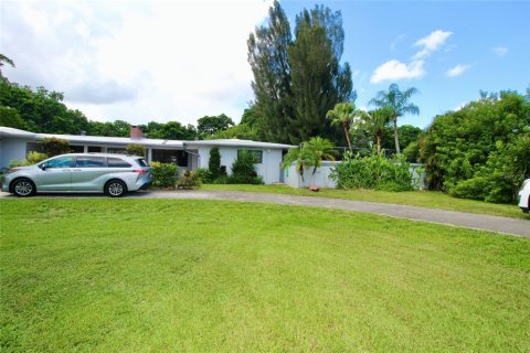 Villa ou maison à vendre à Southwest Ranches, Floride: 3 chambres, 384.99 m2 № 1285960 - photo 5