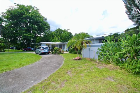 Villa ou maison à vendre à Southwest Ranches, Floride: 3 chambres, 384.99 m2 № 1285960 - photo 8