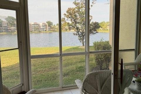 Condominio en venta en Tamarac, Florida, 2 dormitorios, 130.06 m2 № 945284 - foto 7