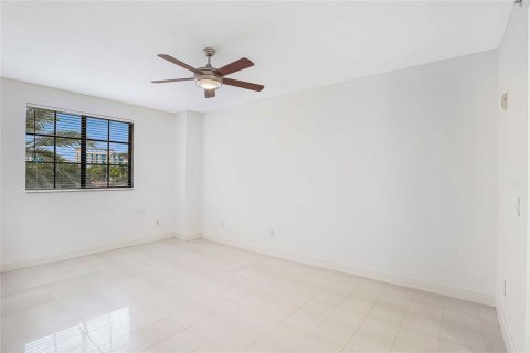 Copropriété à vendre à Boca Raton, Floride: 2 chambres, 99.59 m2 № 945283 - photo 16