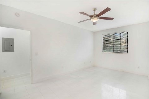 Condo in Boca Raton, Florida, 2 bedrooms  № 945283 - photo 18