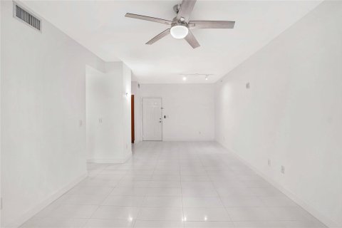 Condo in Boca Raton, Florida, 2 bedrooms  № 945283 - photo 26