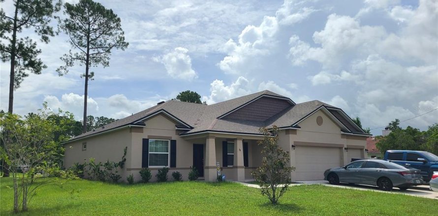 House in Palm Coast, Florida 4 bedrooms, 226.22 sq.m. № 608397